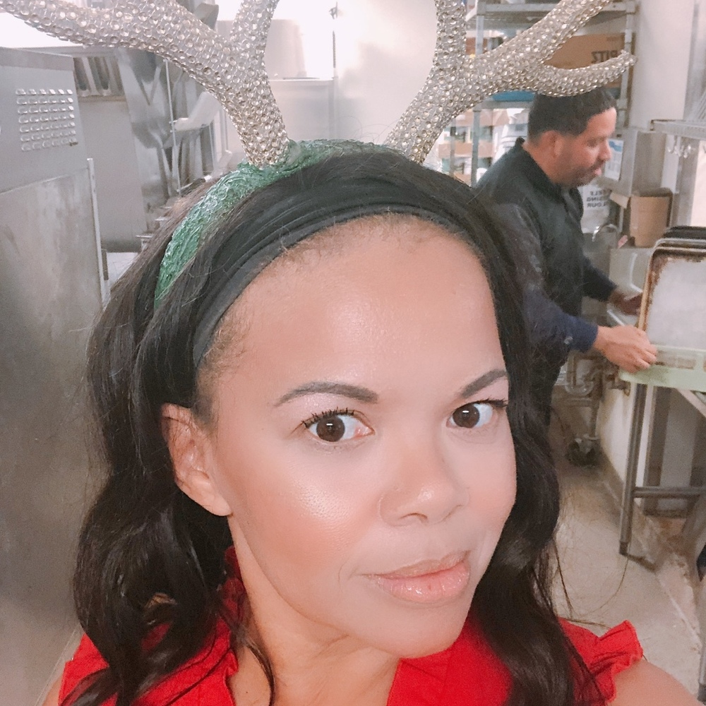 Meet your Posher, Angela michelle